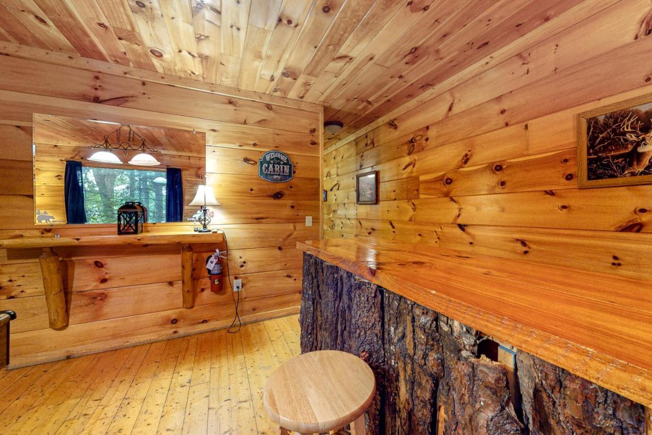 Bearfoot Lodge Gatlinburg Exterior photo