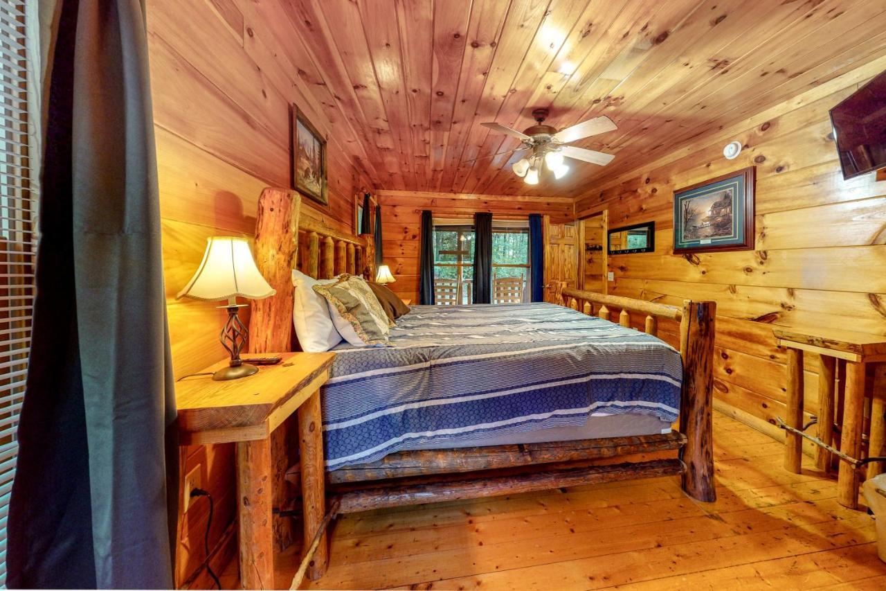 Bearfoot Lodge Gatlinburg Exterior photo