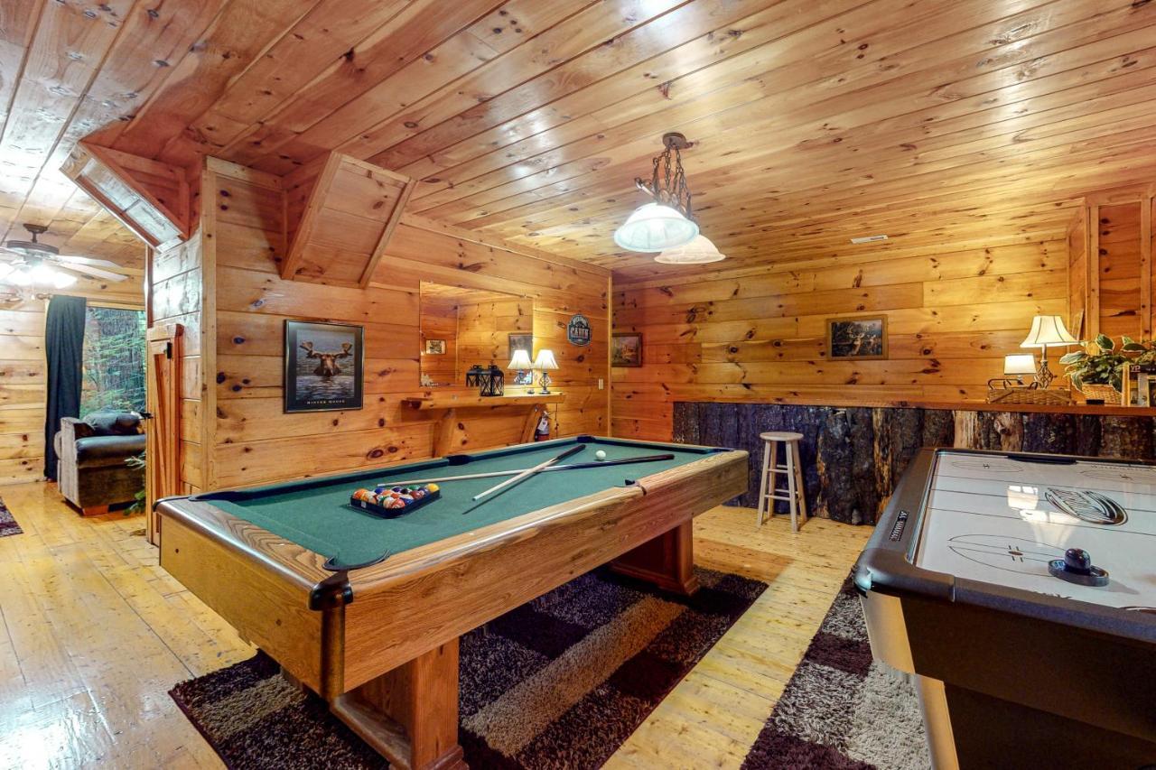 Bearfoot Lodge Gatlinburg Exterior photo
